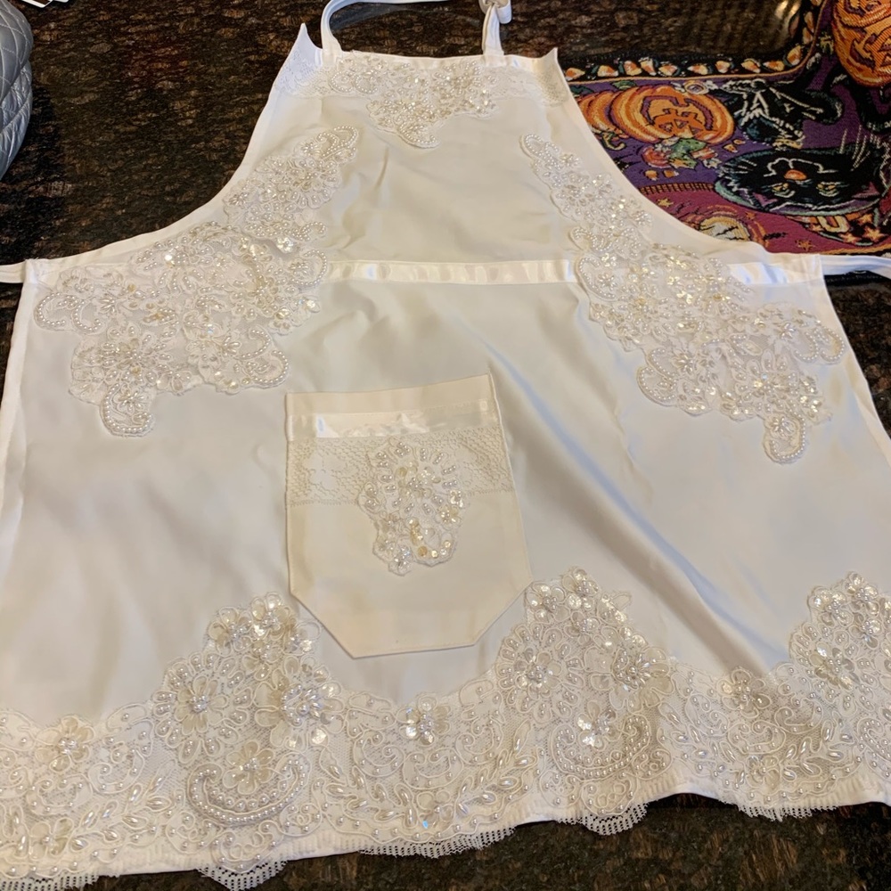 Wedding dress apron for cake cutting!
